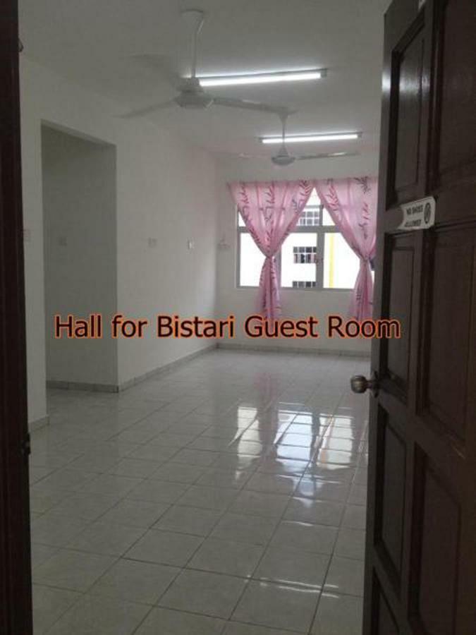 Bistari Homestay Parit Raja Uthm Extérieur photo